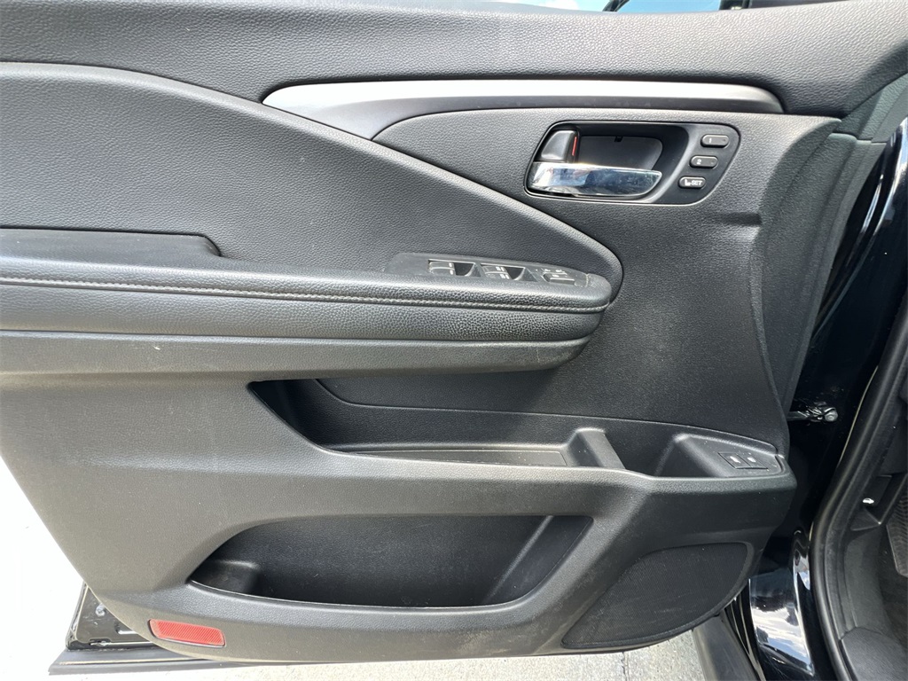 2021 Honda Pilot Special Edition photo 29