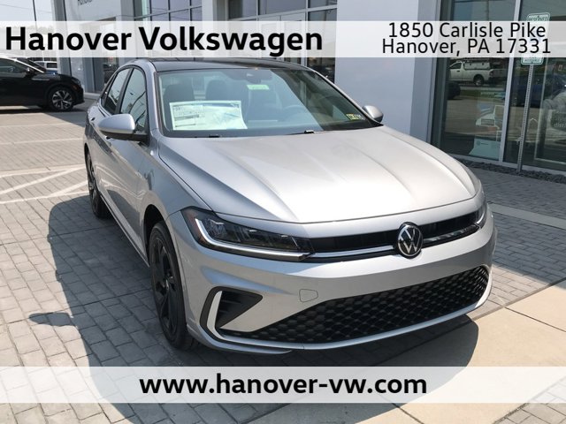 2025 Volkswagen Jetta SE's photo