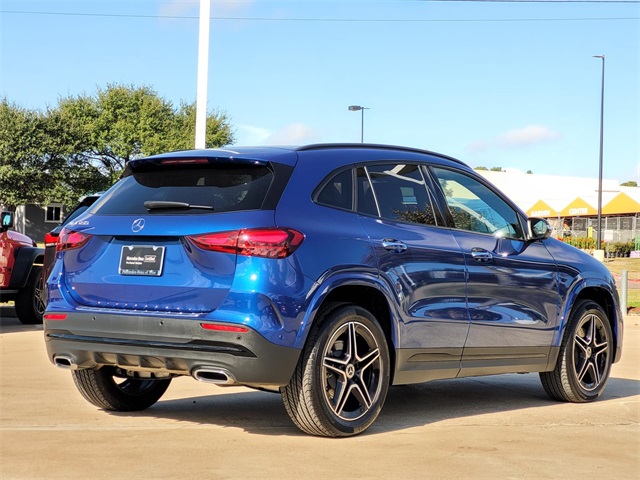 2025 Mercedes Benz GLA 250 photo 4