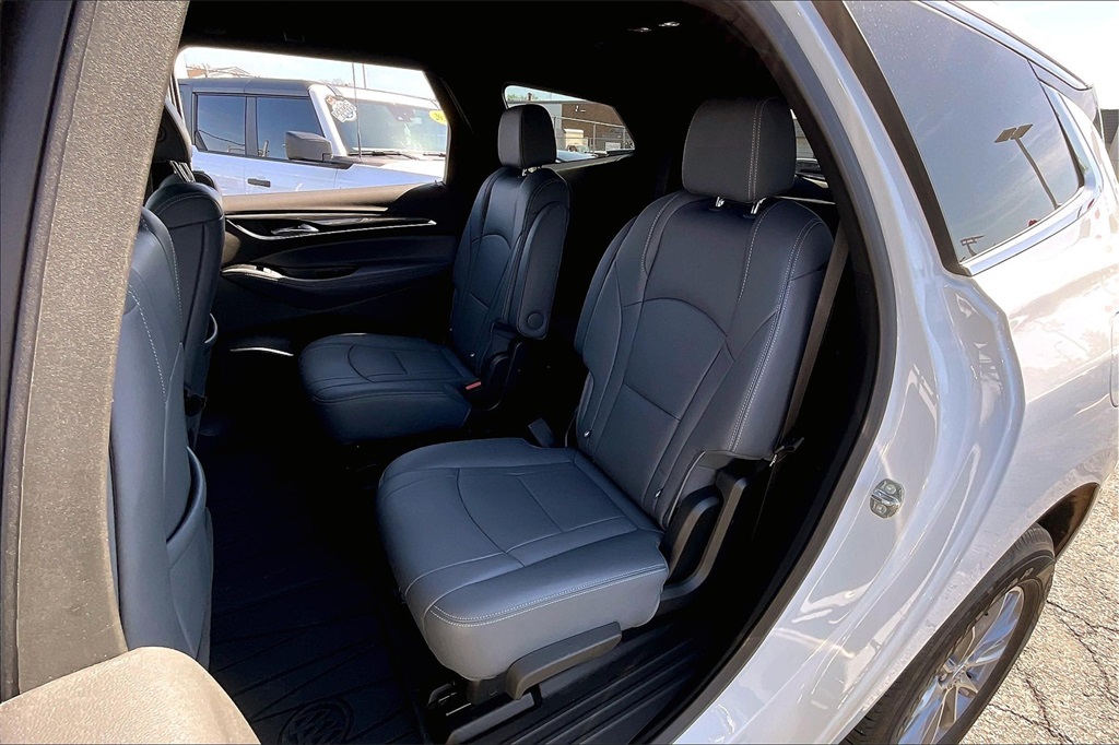 2023 BUICK ENCLAVE - Image 23