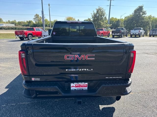 2024 Gmc Sierra 3500 HD Denali photo 4