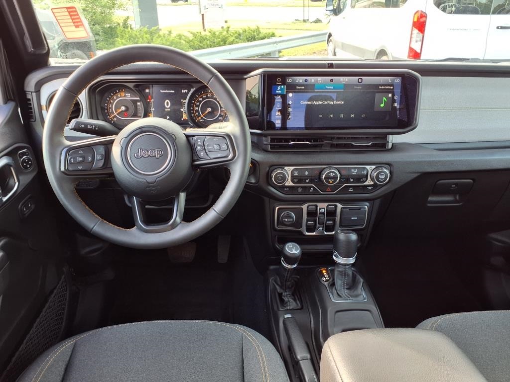 2024 Jeep Gladiator Sport photo 12