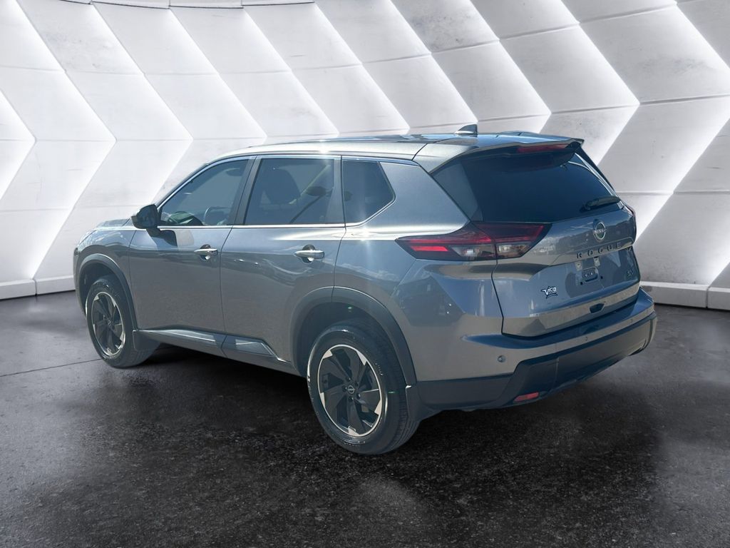 2024 Nissan Rogue SV photo 5