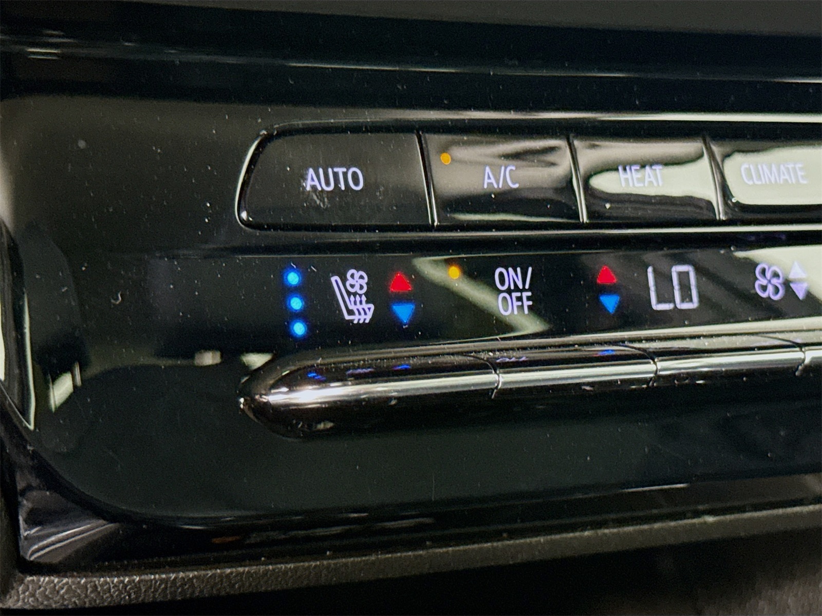 2022 Chevrolet Bolt EUV photo 18