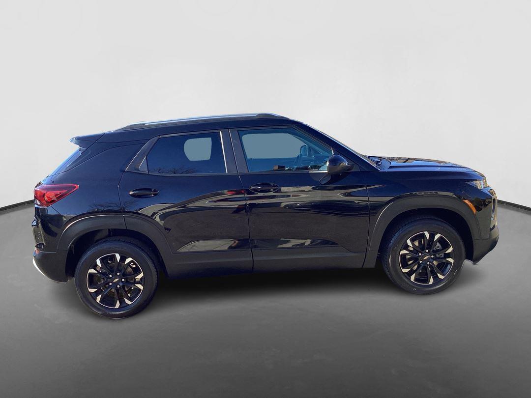 2022 Chevrolet Trailblazer LT photo 4