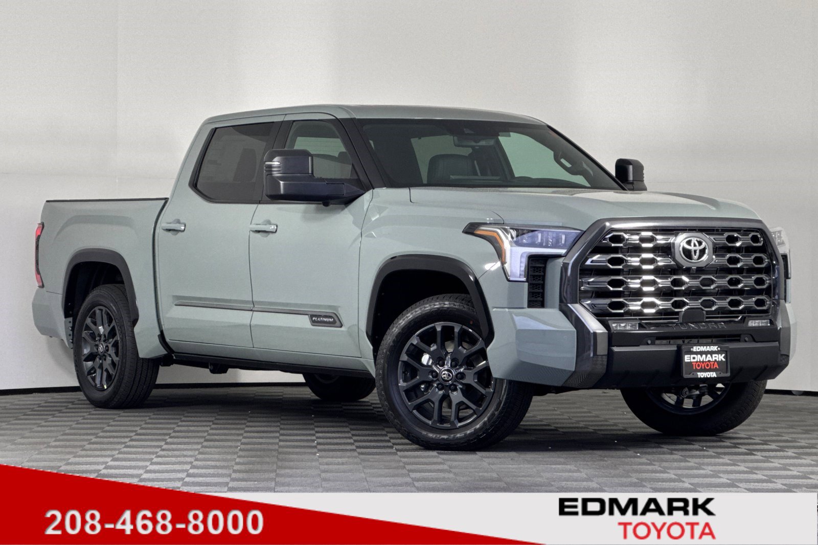 2026 Toyota Tundra Platinum's photo