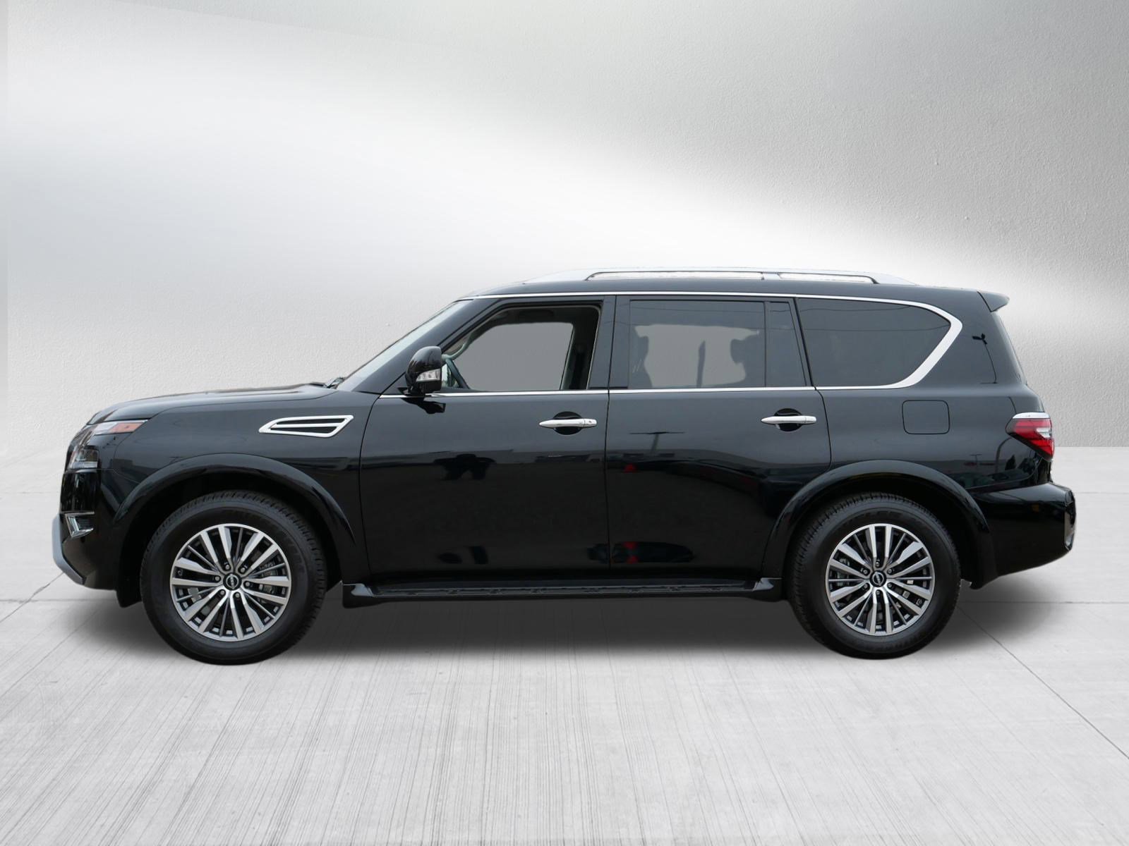 2024 Nissan Armada SL photo 4