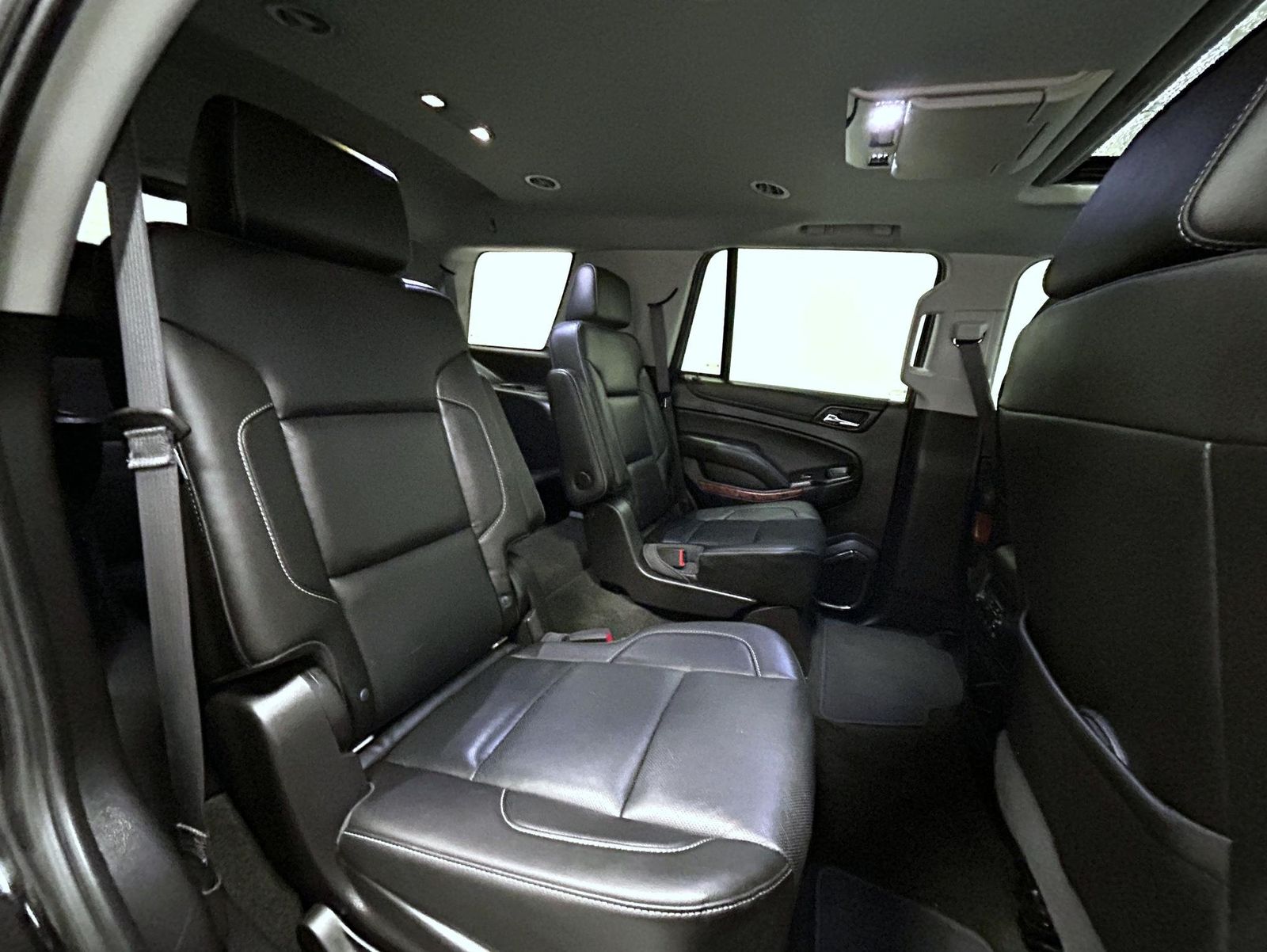 2018 Chevrolet Tahoe Premier photo 16