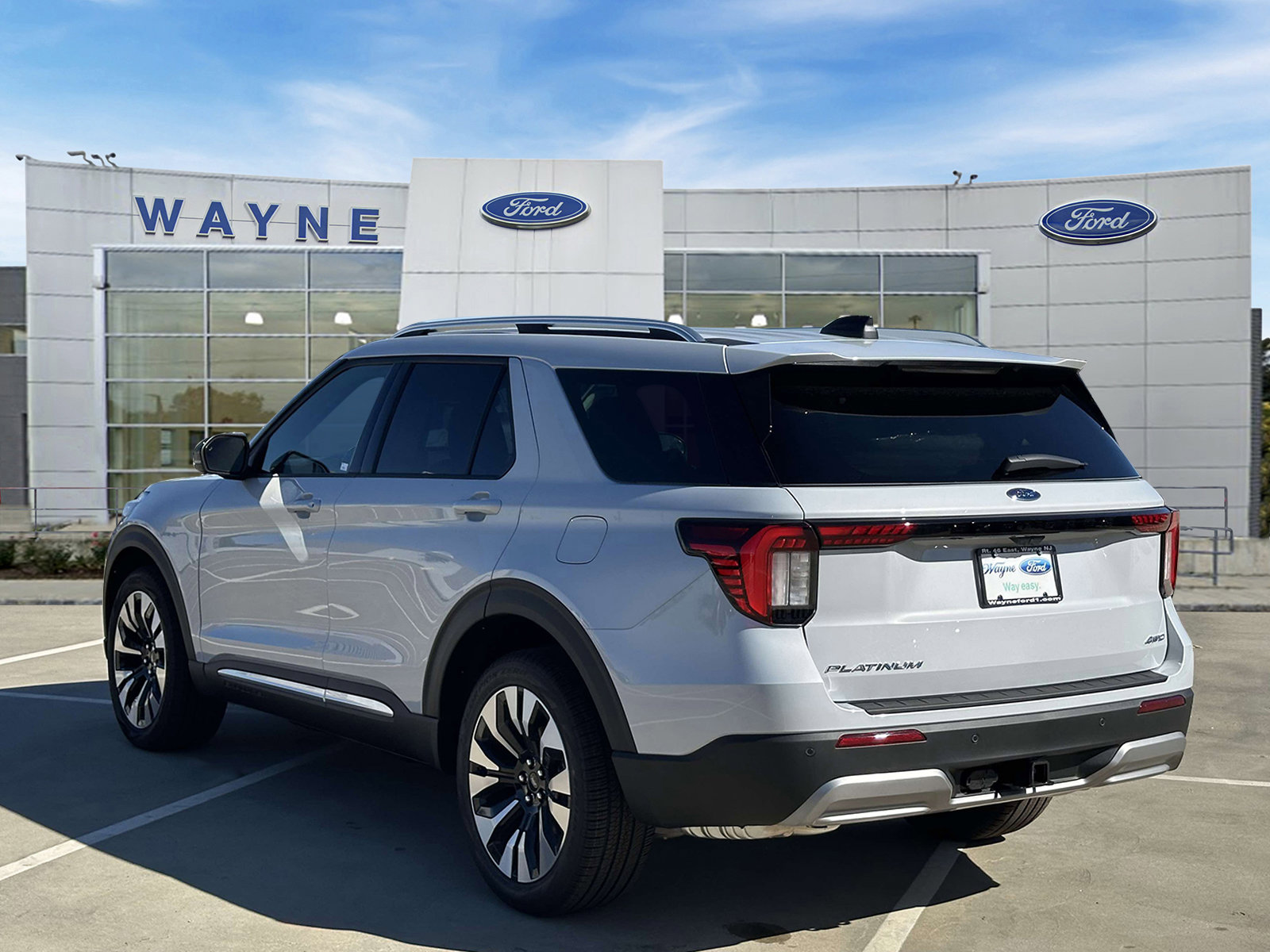 2026 Ford Explorer Platinum photo 2