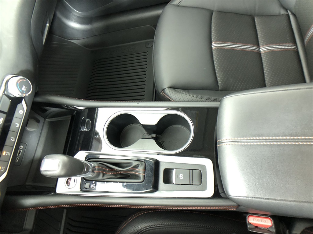 2023 Nissan Altima 2.5 SR photo 13