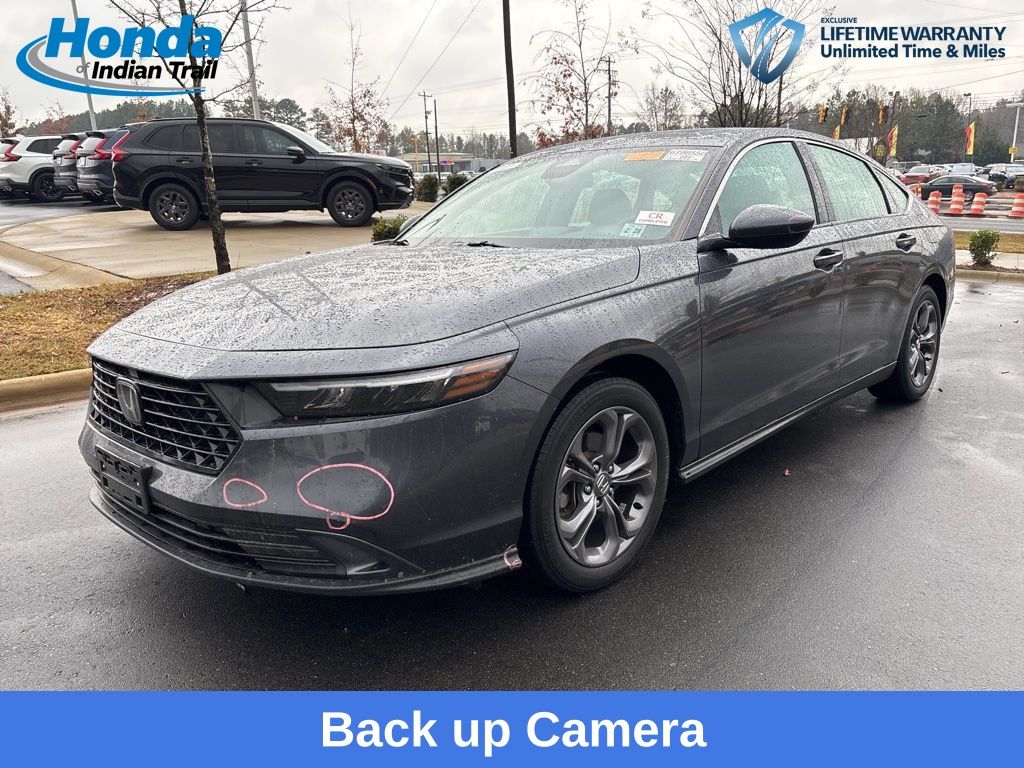 2023 Honda Accord EX's photo