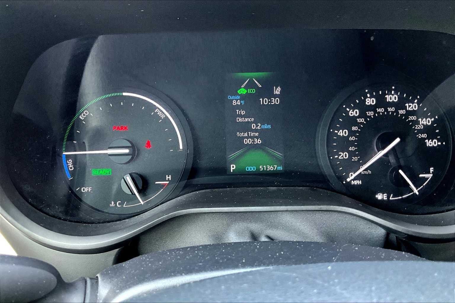 2024 Toyota Sienna XLE photo 24