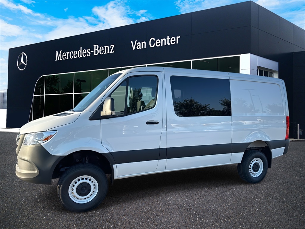 2026 Mercedes Benz Sprinter Crew Van photo 5