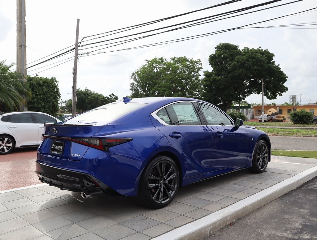 2025 Lexus IS 300 F SPORT photo 5