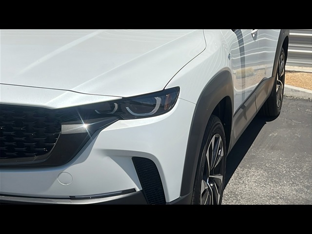2025 Mazda CX-50 Premium Plus photo 4