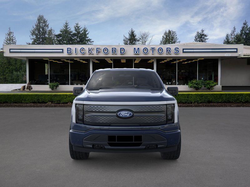 2025 Ford F-150 Lightning XLT photo 4