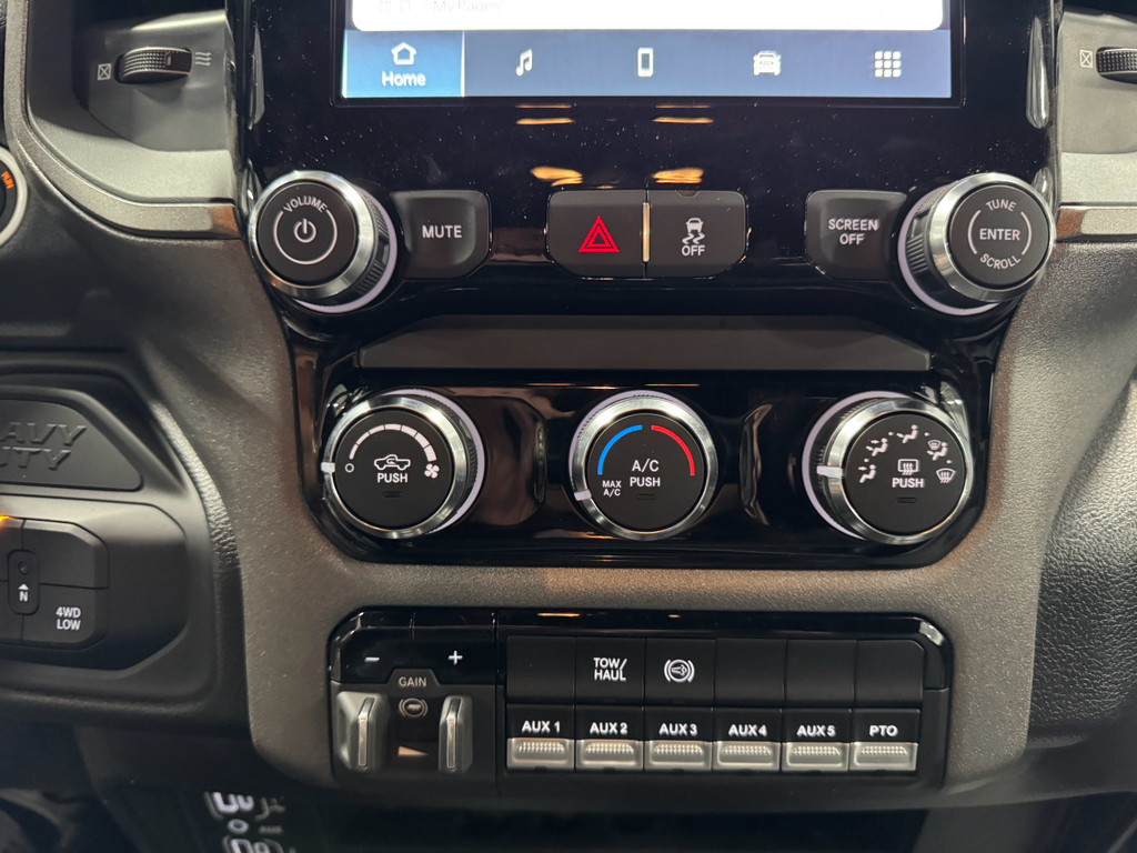 2025 Ram 4500 Tradesman photo 27
