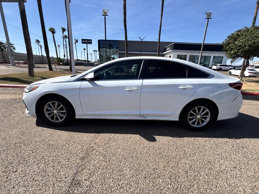 2019 Hyundai Sonata SE photo 4