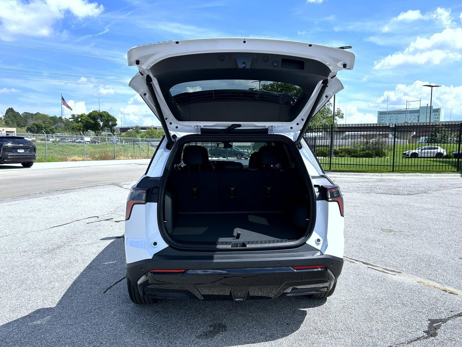 2026 Chevrolet Equinox RS photo 15