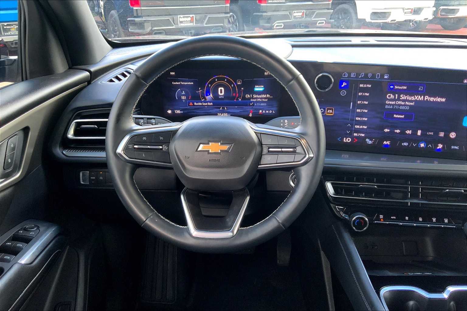 2024 Chevrolet Traverse photo 5