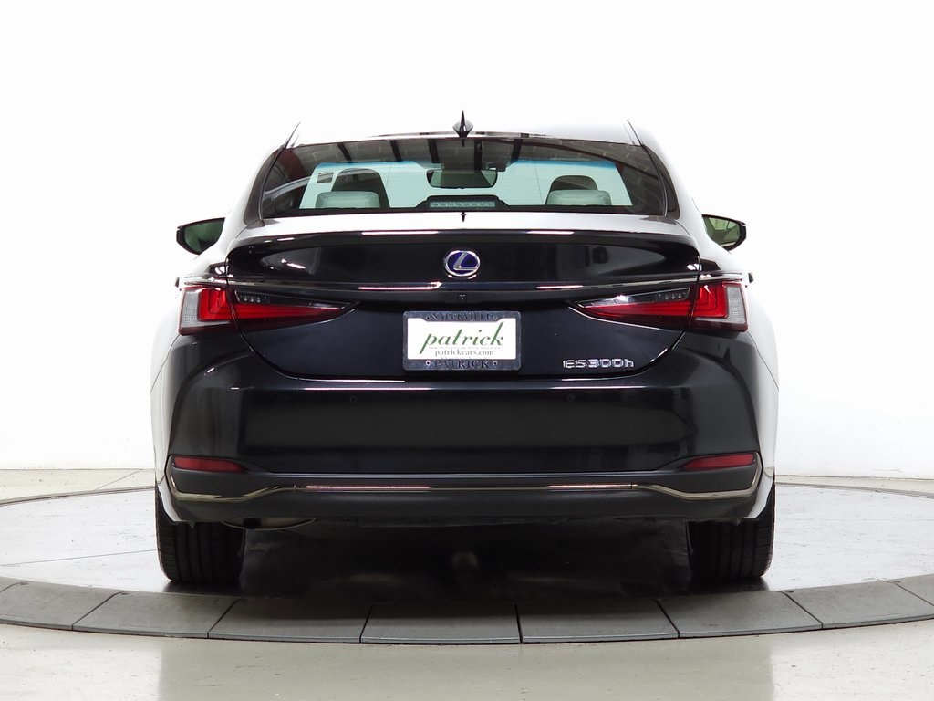 2022 LEXUS ES - Image 3