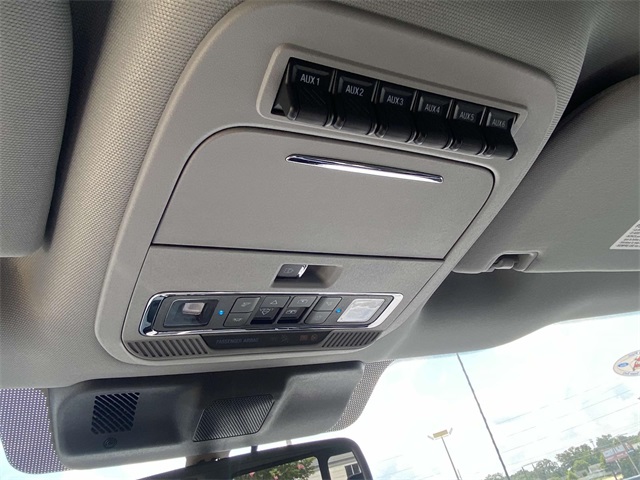 2025 Ford F-350 photo 18
