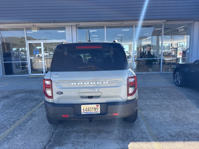 2021 Ford Bronco Sport Outer Banks photo 2