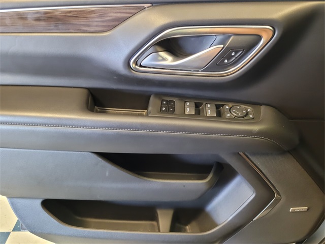 2022 Chevrolet Suburban Z71 photo 23