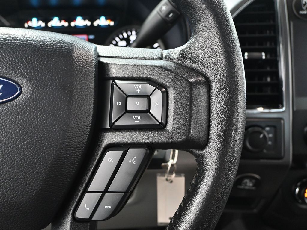 2020 Ford F-150 XLT photo 21