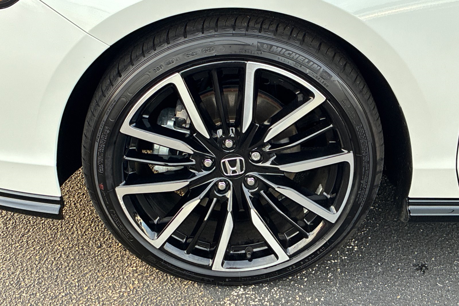 2024 Honda Accord Hybrid Touring photo 32