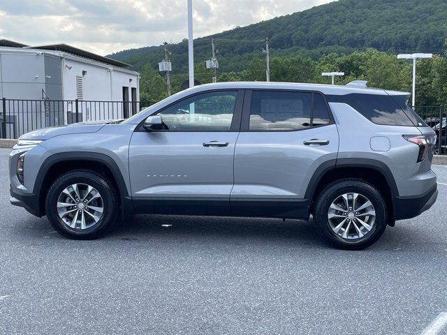 2026 Chevrolet Equinox LT photo 4