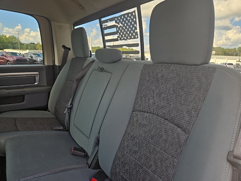 2019 Ram 1500 Classic Big Horn photo 4