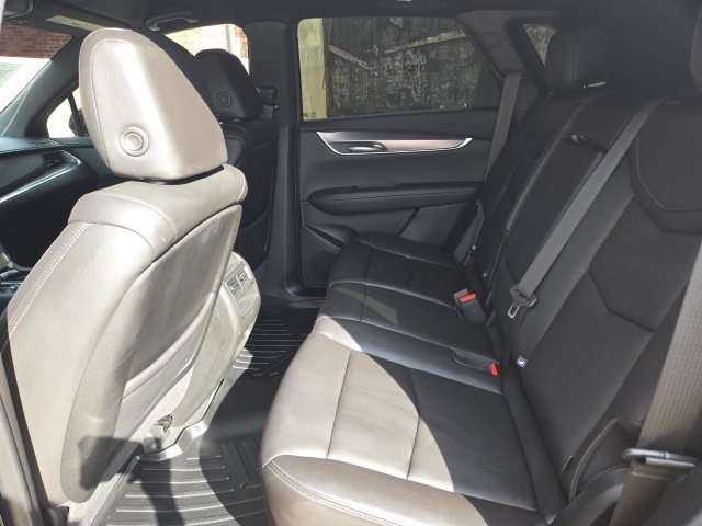 2023 Cadillac XT5 Luxury photo 10