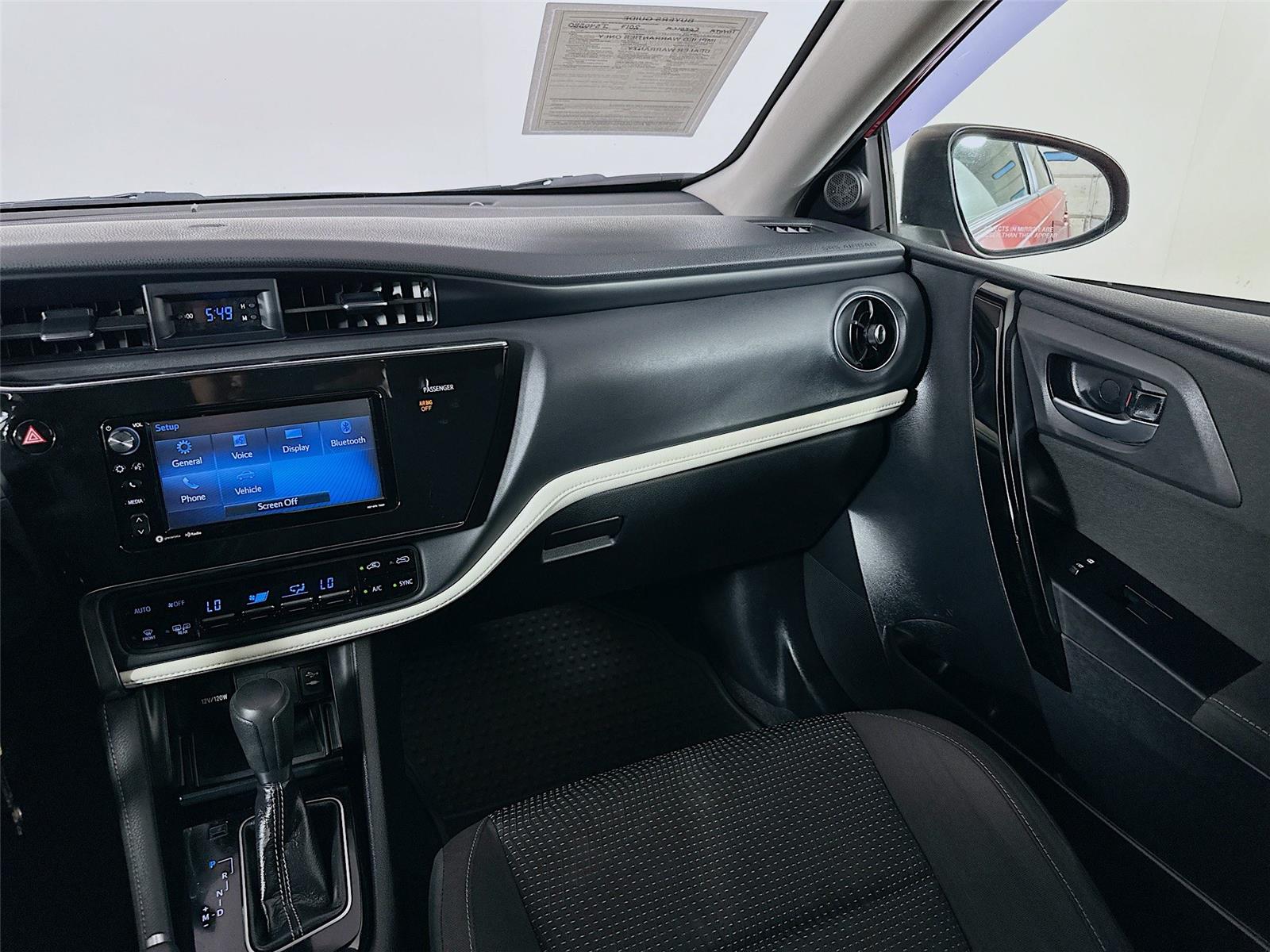 2017 Toyota Corolla iM Base photo 21