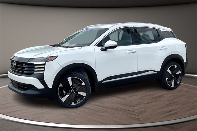 2025 Nissan Kicks SR's photo