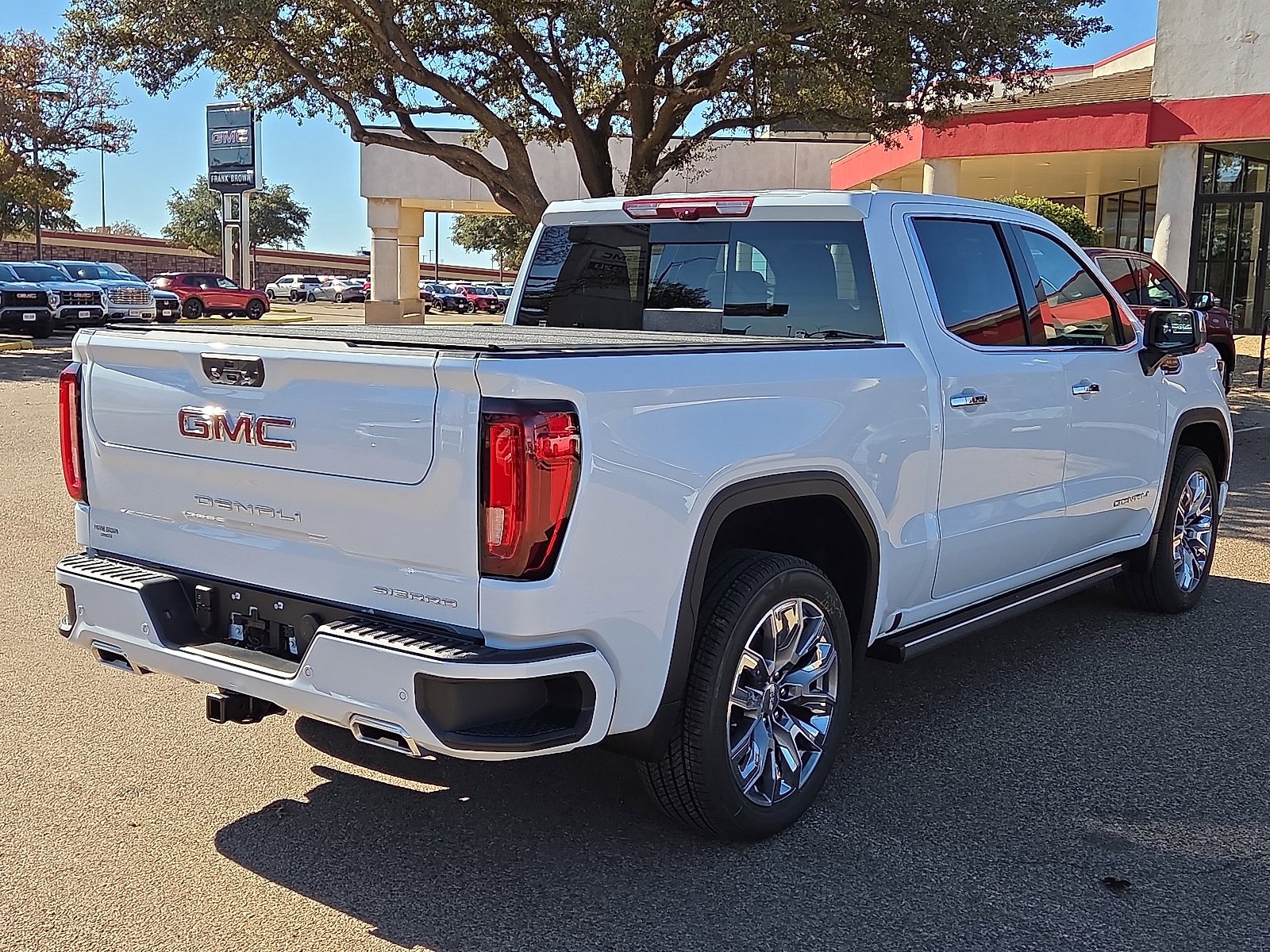 2026 Gmc Sierra 1500 Denali photo 4