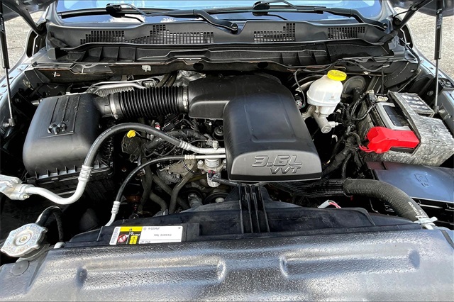 2020 Ram 1500 Classic Warlock photo 24