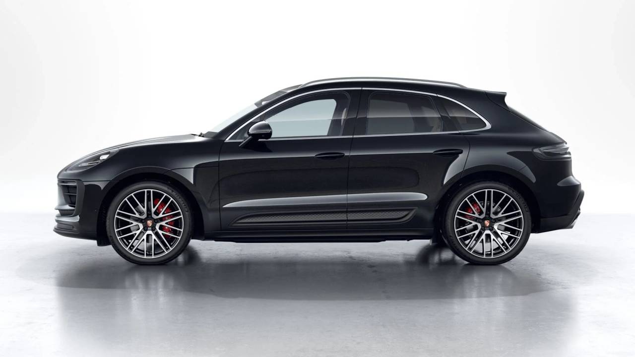 2026 Porsche Macan S photo 2