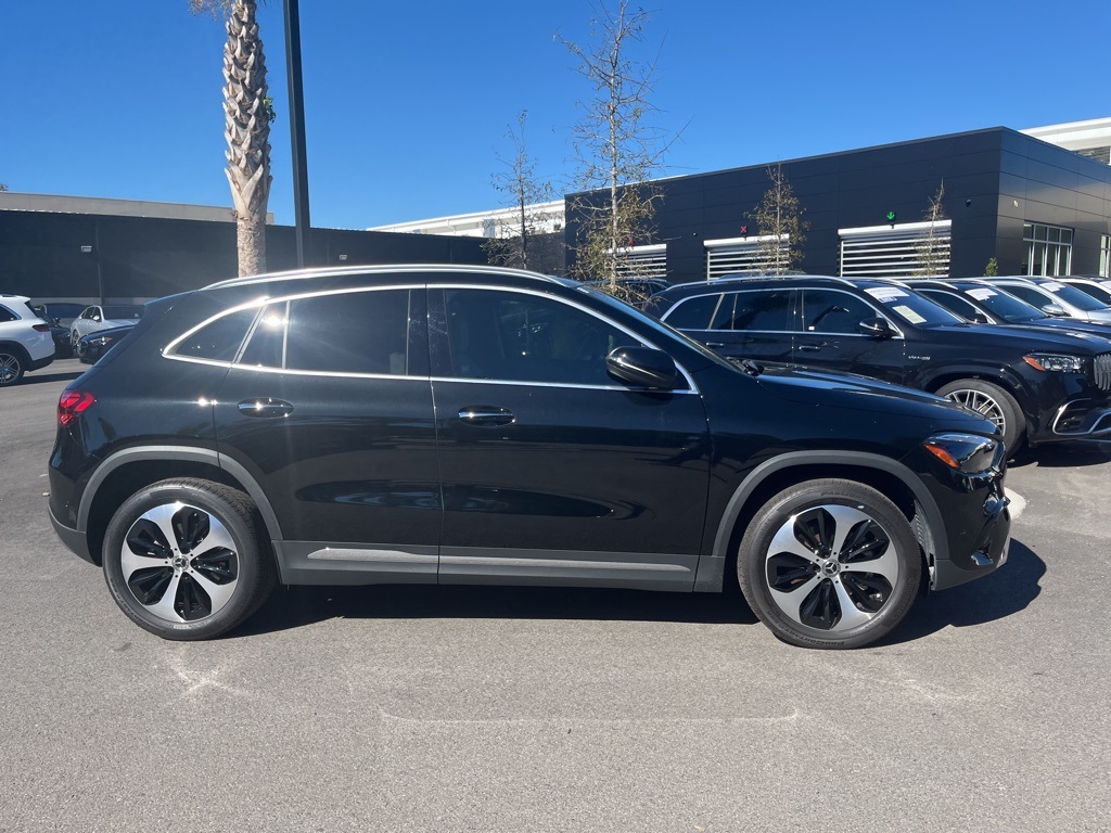 2025 Mercedes Benz GLA 250 photo 4