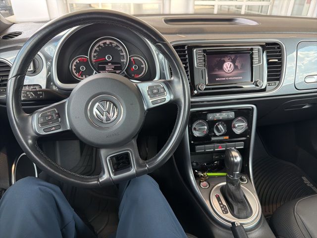 2017 Volkswagen Beetle 1.8T SE photo 10