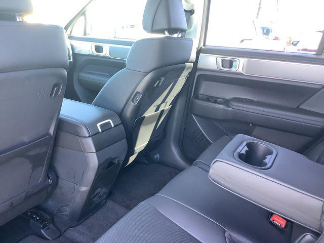 2025 Hyundai Santa Fe SEL photo 22
