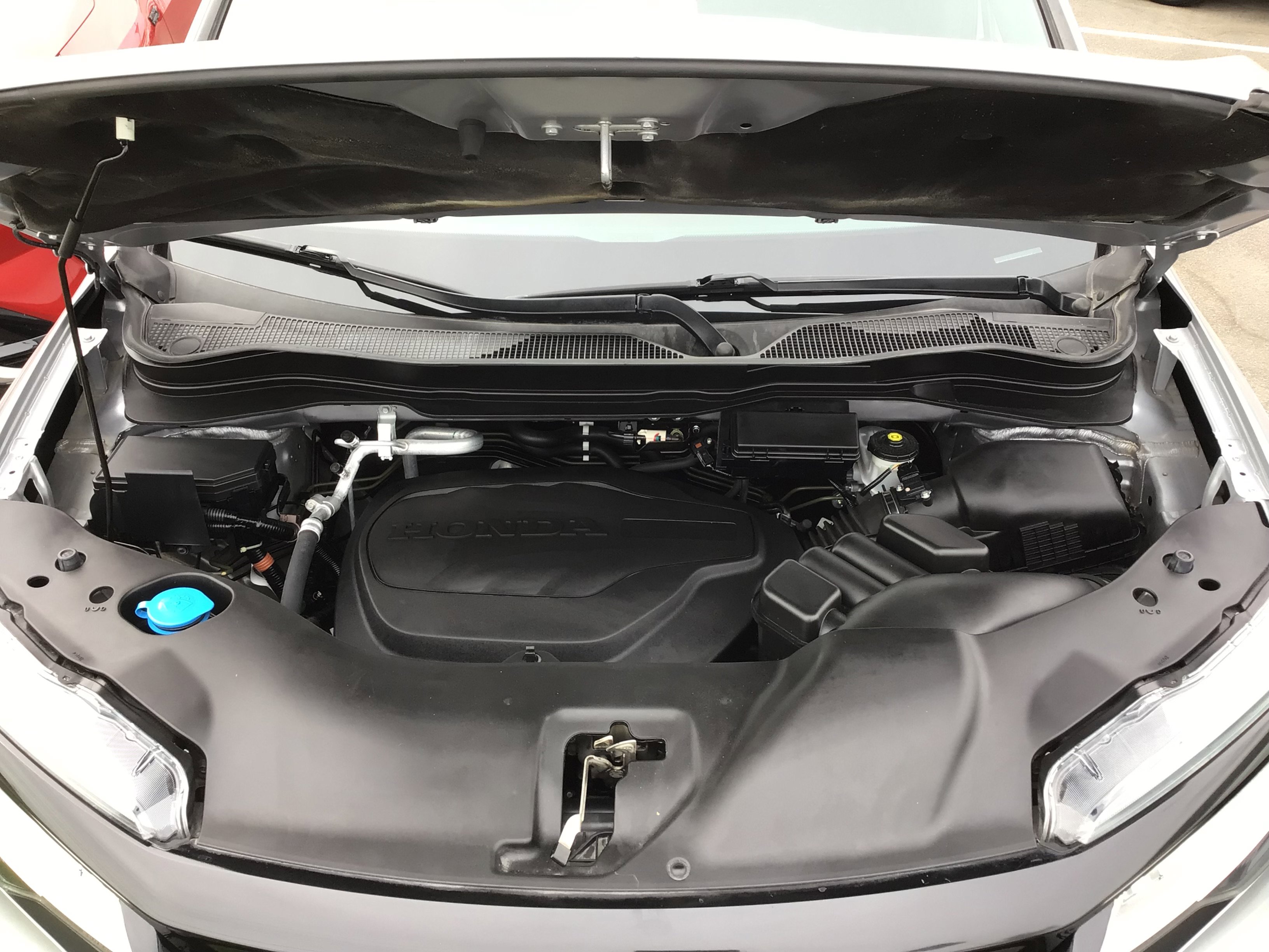 2021 Honda Passport Touring photo 3