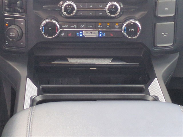 2024 Ford F-350 Lariat photo 19