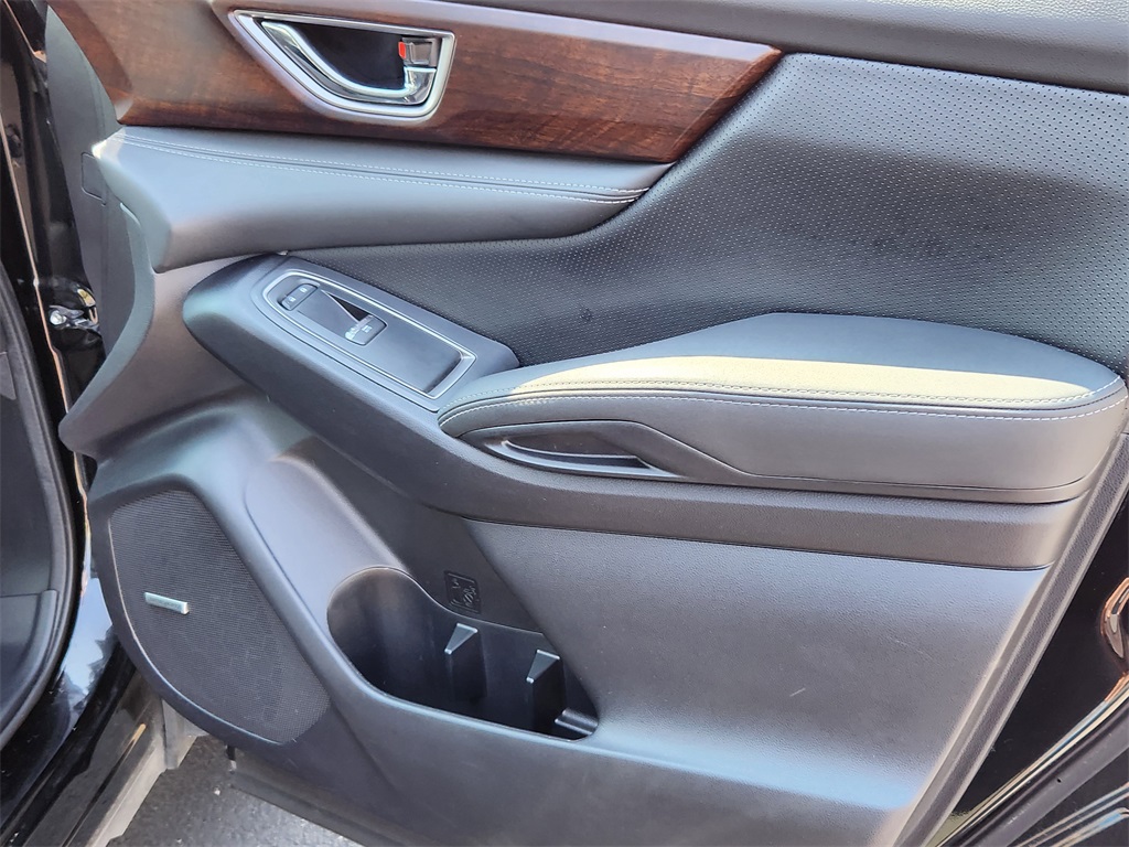 2024 Subaru Ascent Touring photo 18