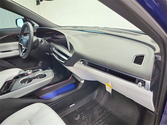 2024 Cadillac Lyriq Sport photo 35