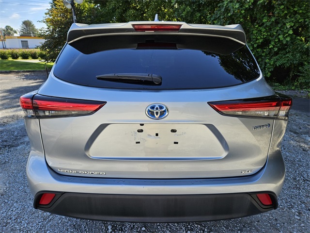 2021 Toyota Highlander Hybrid XLE photo 5