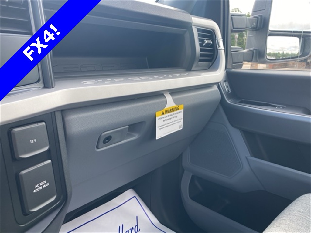 2025 Ford F-350 XL photo 32