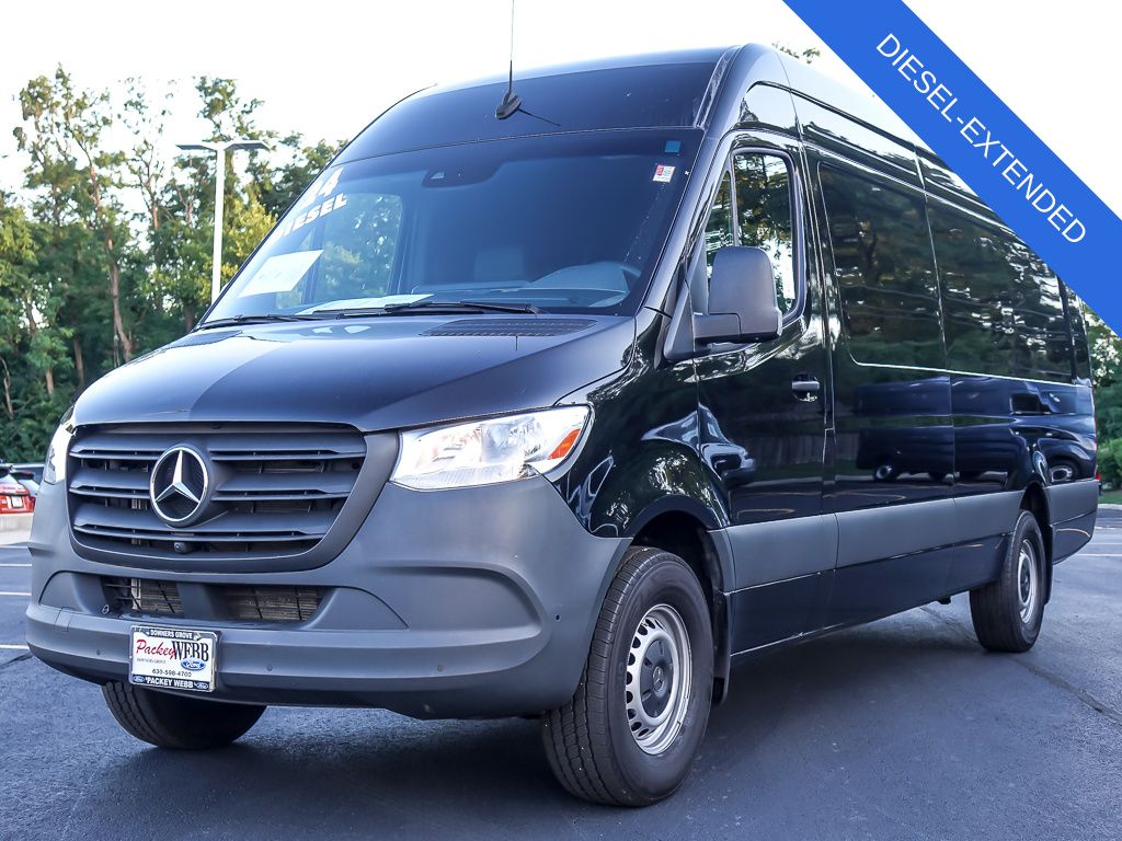 2024 Mercedes-Benz Sprinter Cargo Van Base's photo