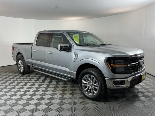 2025 Ford F-150 XLT photo 3