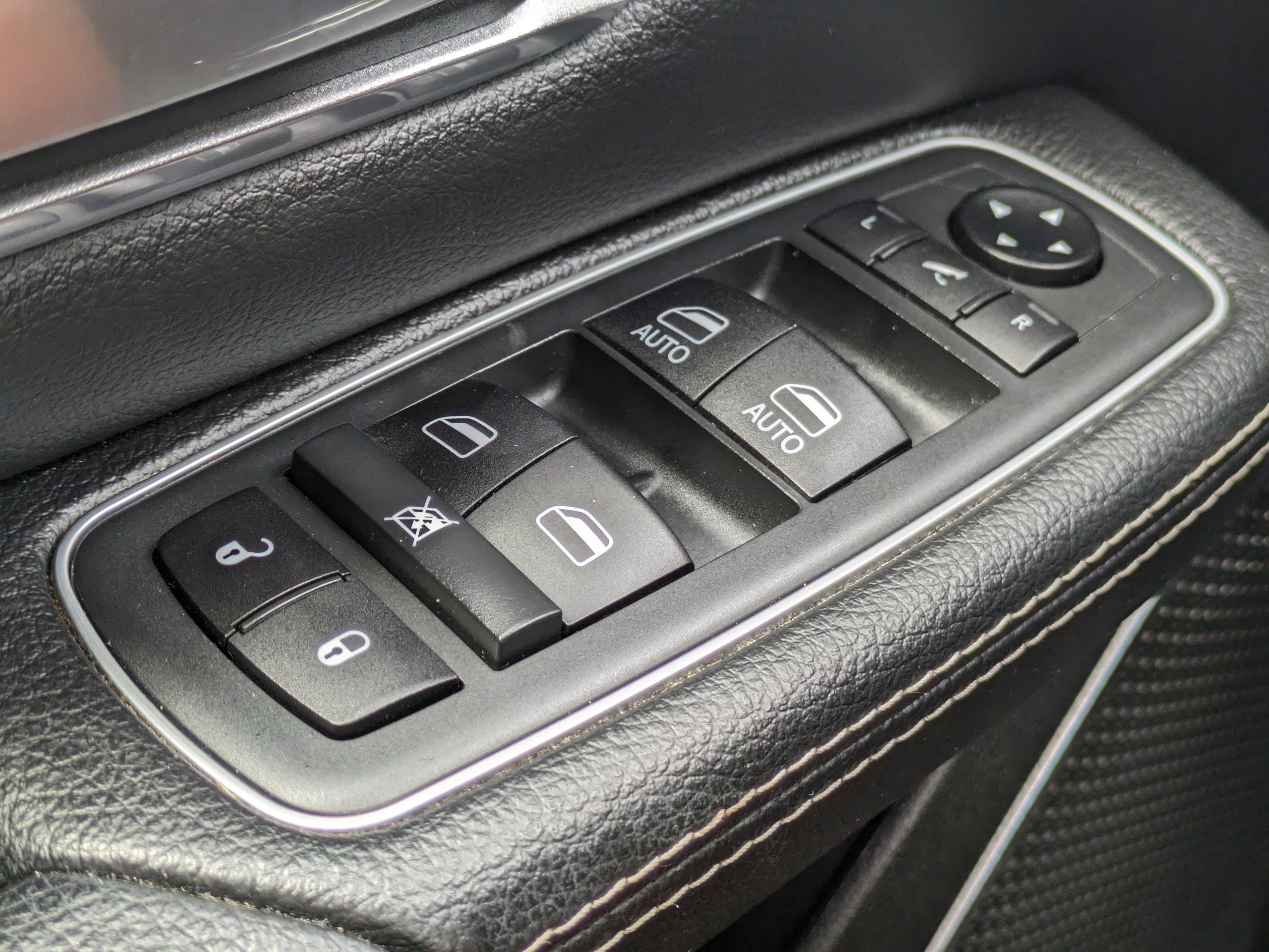2021 Ram 1500 Laramie photo 25
